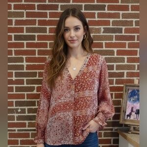 NWT Laurel Gray balloon sleeve patchwork XXL blouse with lining.